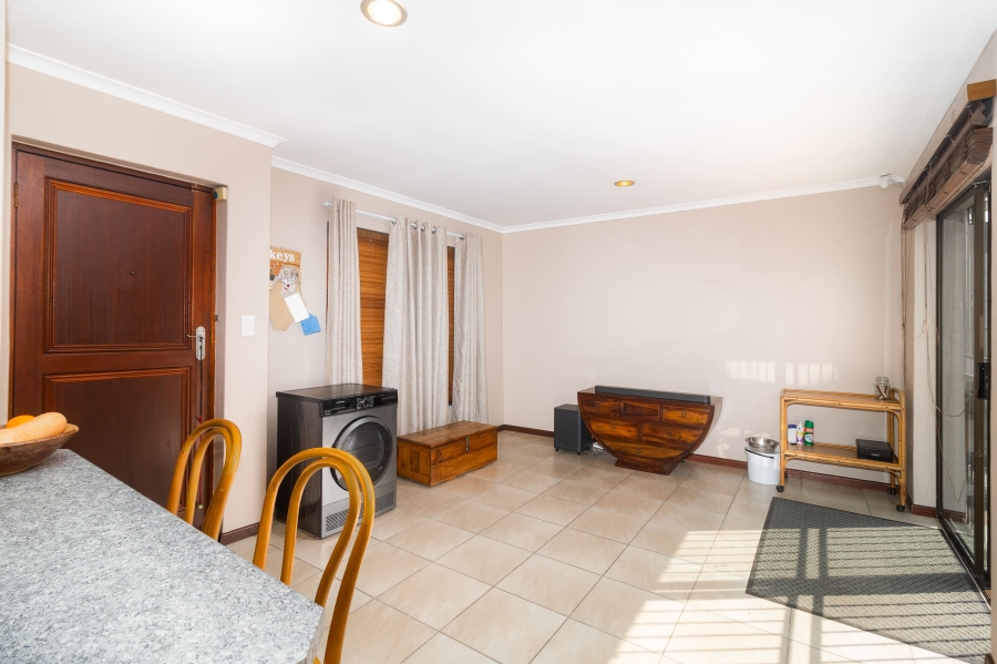 3 Bedroom Property for Sale in Protea Heights Western Cape